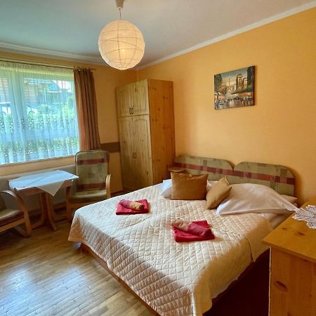 Willa Marta M Bed & Breakfast Zakopane Exterior photo
