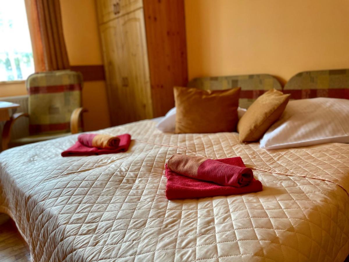 Willa Marta M Bed & Breakfast Zakopane Exterior photo