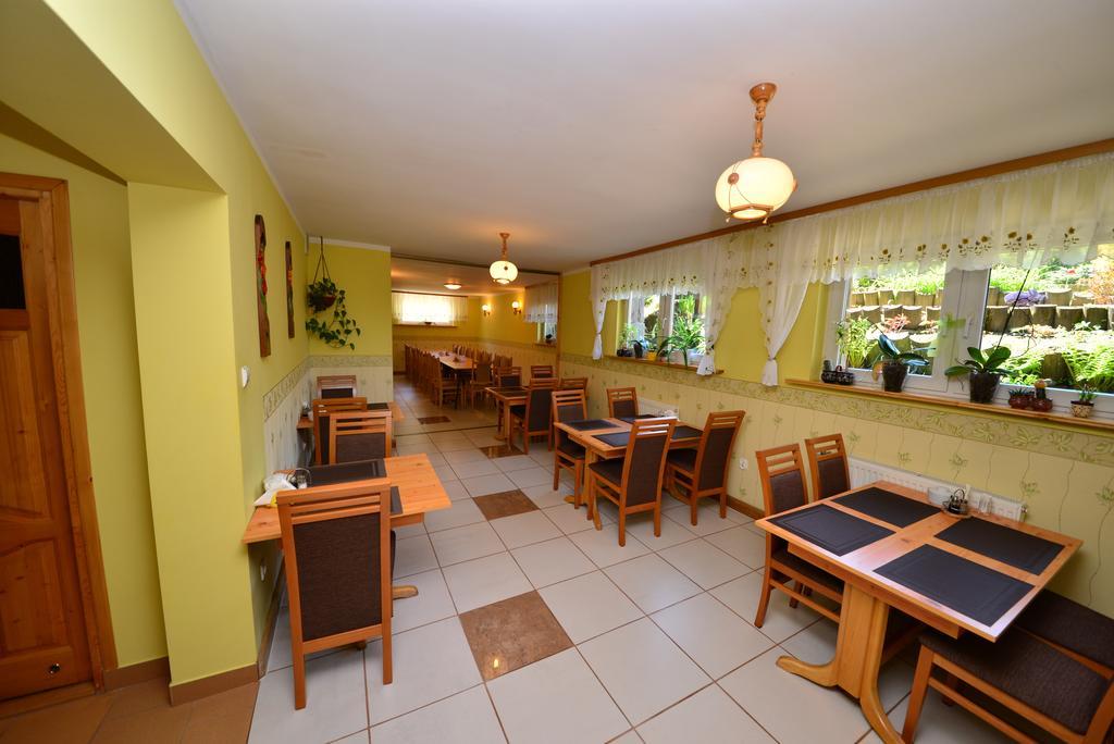 Willa Marta M Bed & Breakfast Zakopane Exterior photo